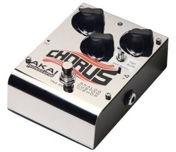 Akai Analog Chorus efekt pro el. kytaru